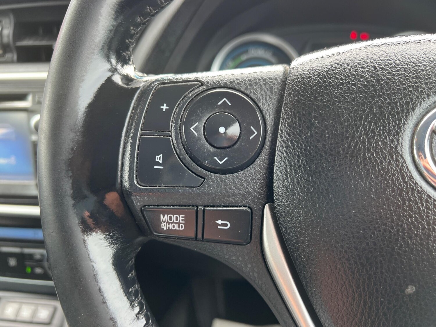 Used Toyota Auris 2014 for sale - 77925789: Photo 36