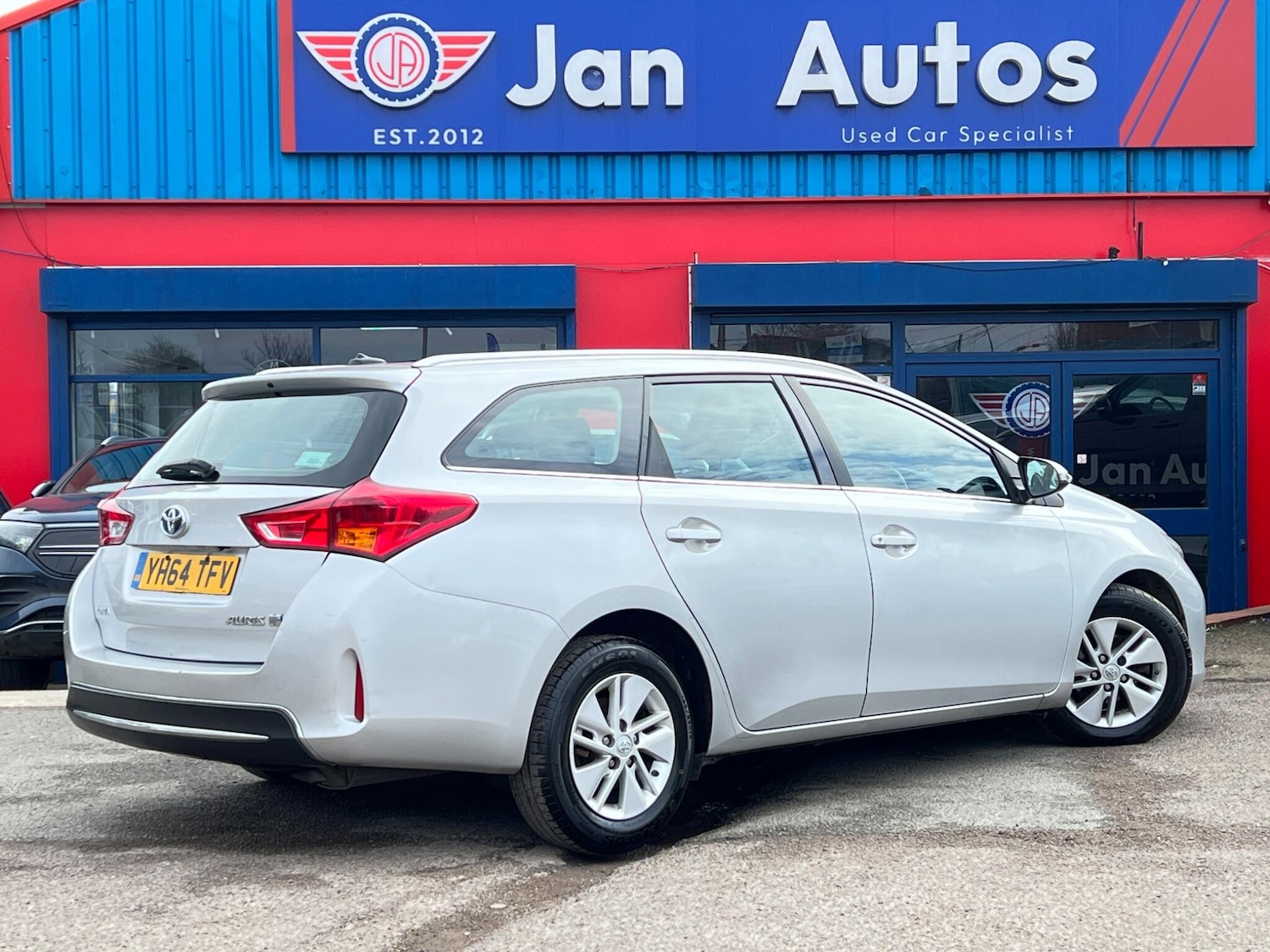 Used Toyota Auris 2014 for sale - 77925789: Photo 52
