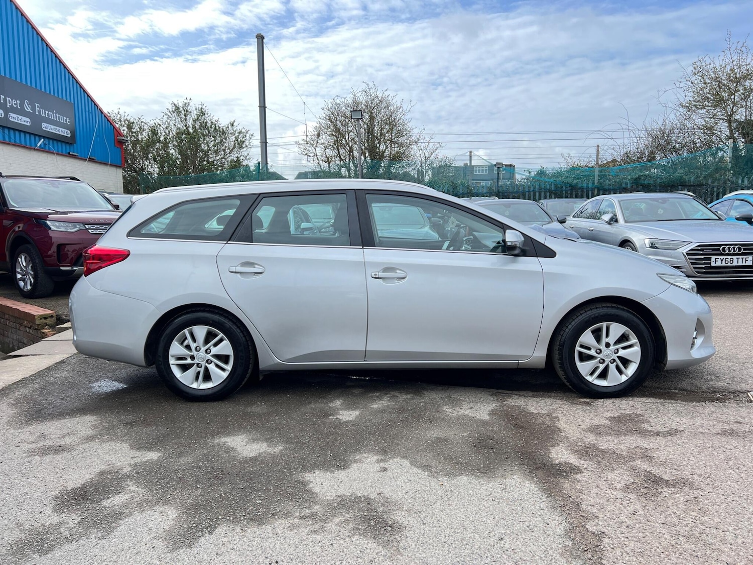 Used Toyota Auris 2014 for sale - 77925789: Photo 6