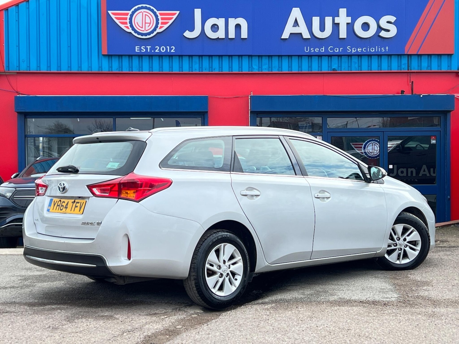Used Toyota Auris 2014 for sale - 77925789: Photo 9
