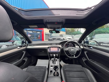 Used Volkswagen Passat 2019 for sale - 78898040: Photo