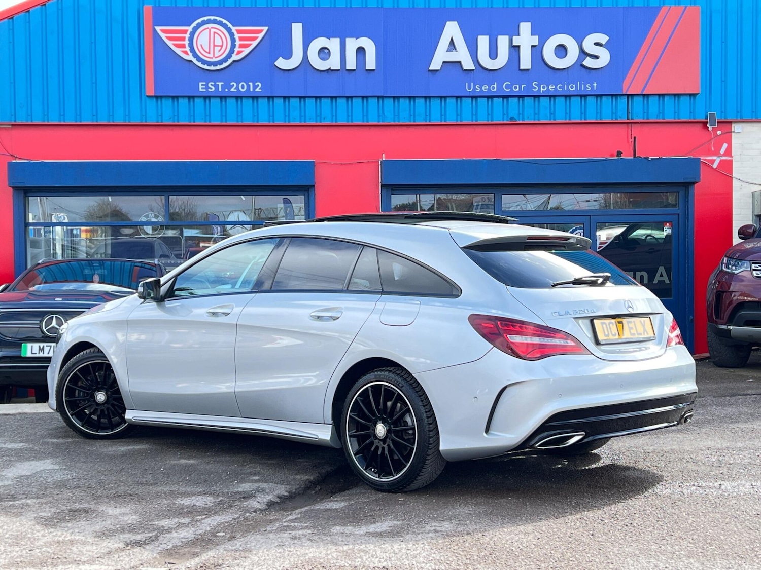 Used Mercedes-Benz CLA 2017 for sale - 77939430: Photo 2