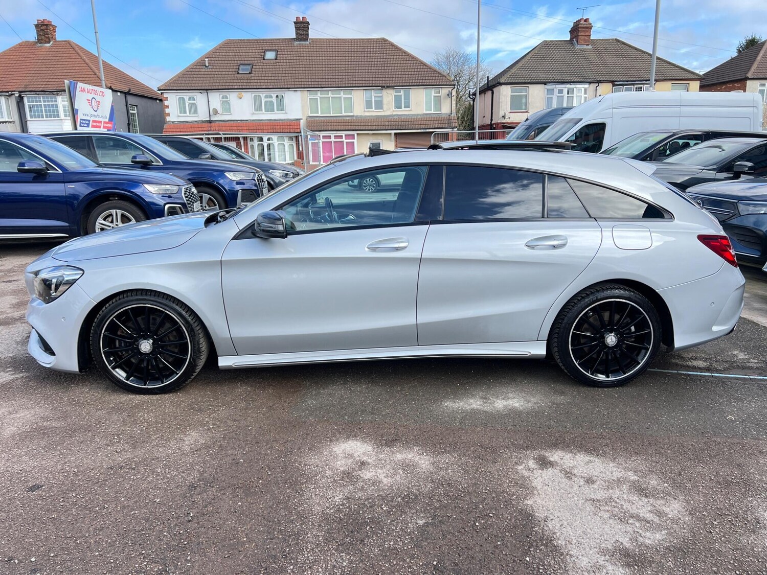 Used Mercedes-Benz CLA 2017 for sale - 77939430: Photo 31