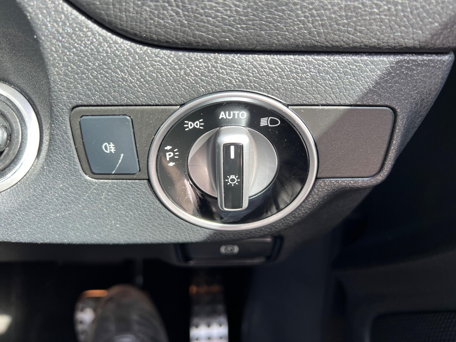 Used Mercedes-Benz CLA 2017 for sale - 77939430: Photo 46