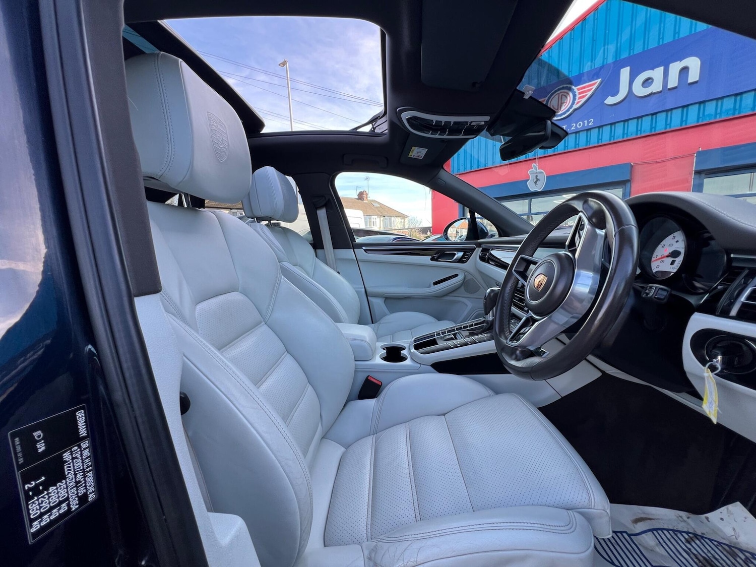 Used Porsche Macan 2019 for sale - 77737282: Photo 15