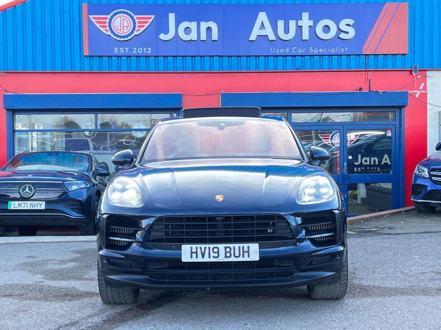 Used Porsche Macan 2019 for sale - 77737282: Photo 30