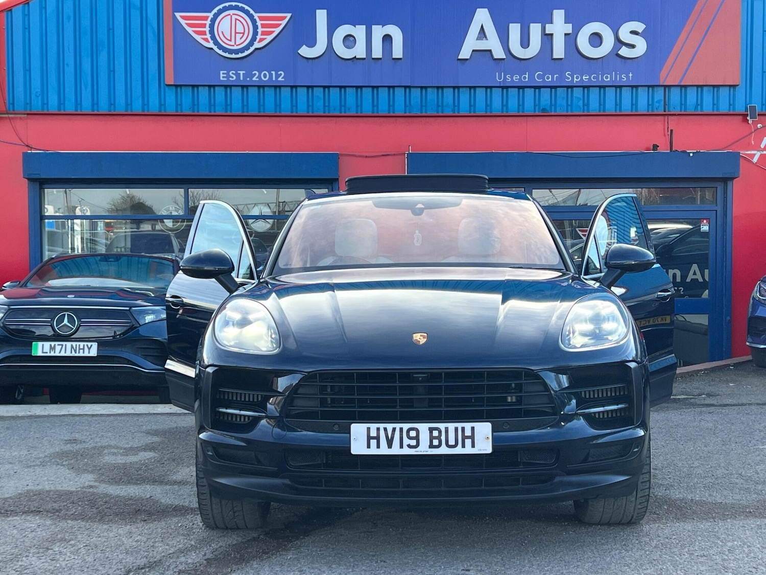 Used Porsche Macan 2019 for sale - 77737282: Photo 32