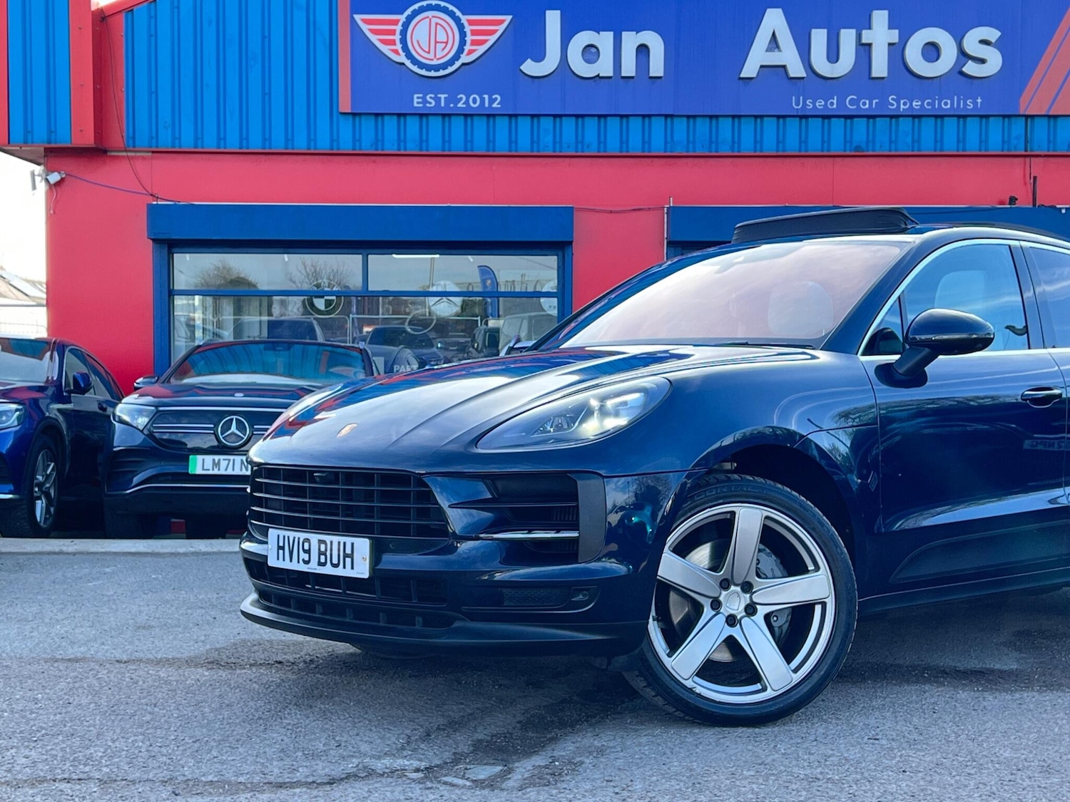 Used Porsche Macan 2019 for sale - 77737282: Photo 60