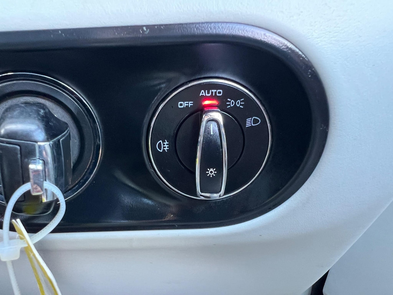 Used Porsche Macan 2019 for sale - 77737282: Photo 65