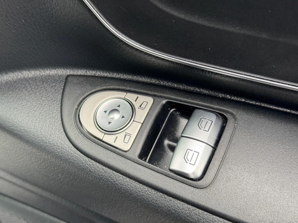 Used Mercedes-Benz Vito for sale - 77671391: Photo 26