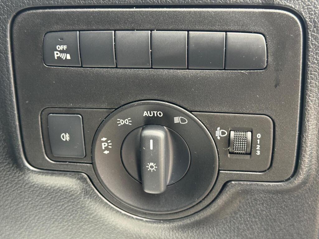 Used Mercedes-Benz Vito for sale - 77671391: Photo 27