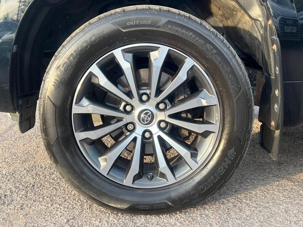 Used Toyota Land Cruiser for sale - 78135700: Photo 32