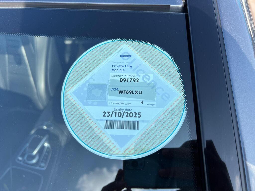 Used Mercedes-Benz E Class for sale - 77670301: Photo 4