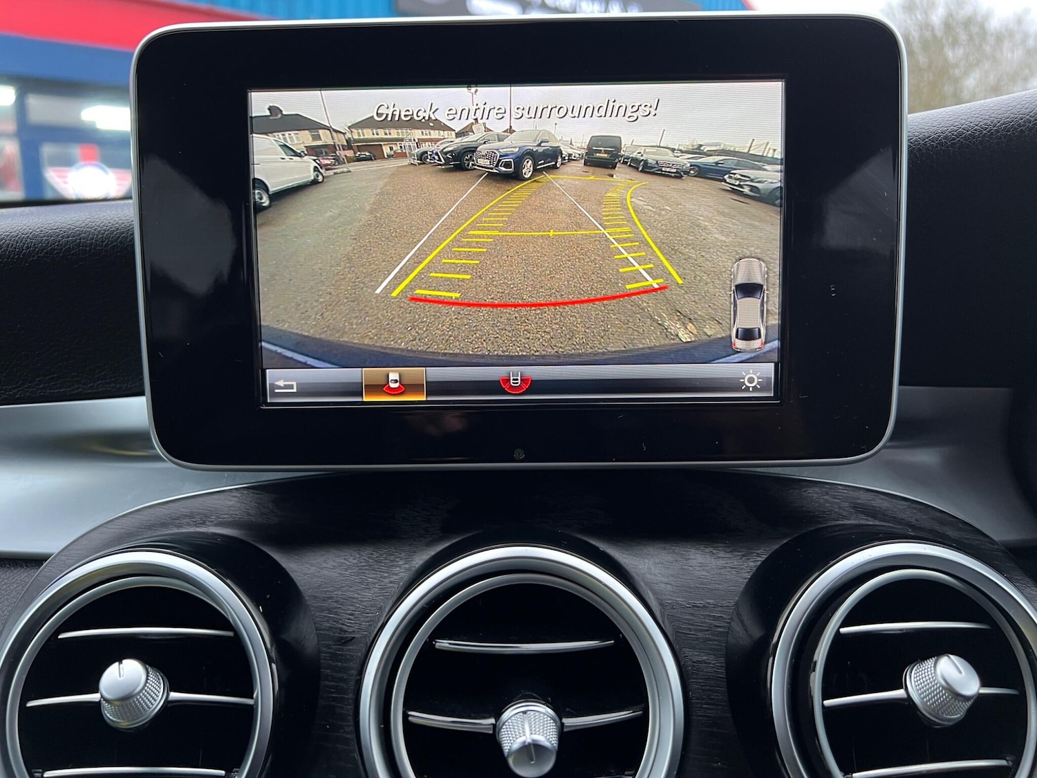 Used Mercedes-Benz GLC 2018 for sale - 77970367: Photo 21