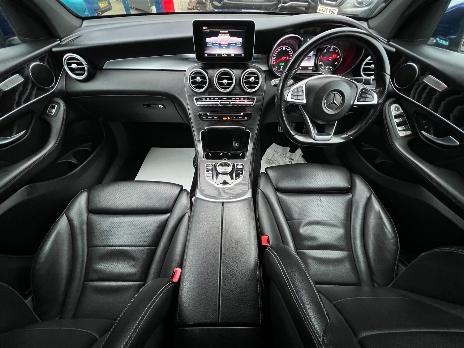 Used Mercedes-Benz GLC 2018 for sale - 77970367: Photo 3