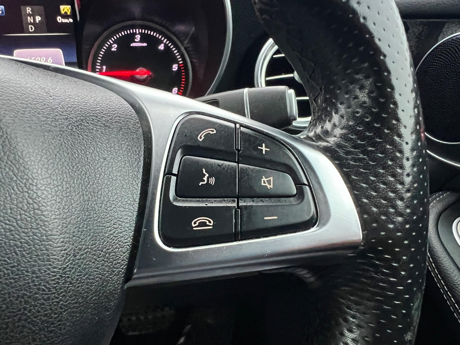 Used Mercedes-Benz GLC 2018 for sale - 77970367: Photo 43