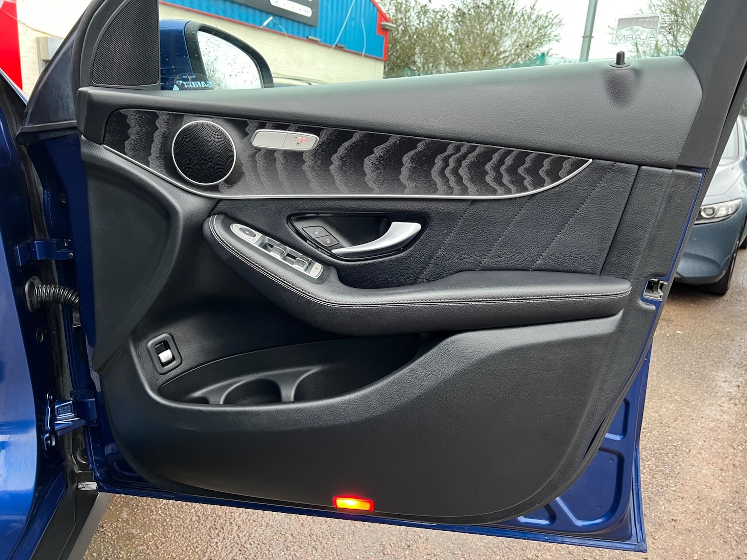 Used Mercedes-Benz GLC 2018 for sale - 77970367: Photo 49