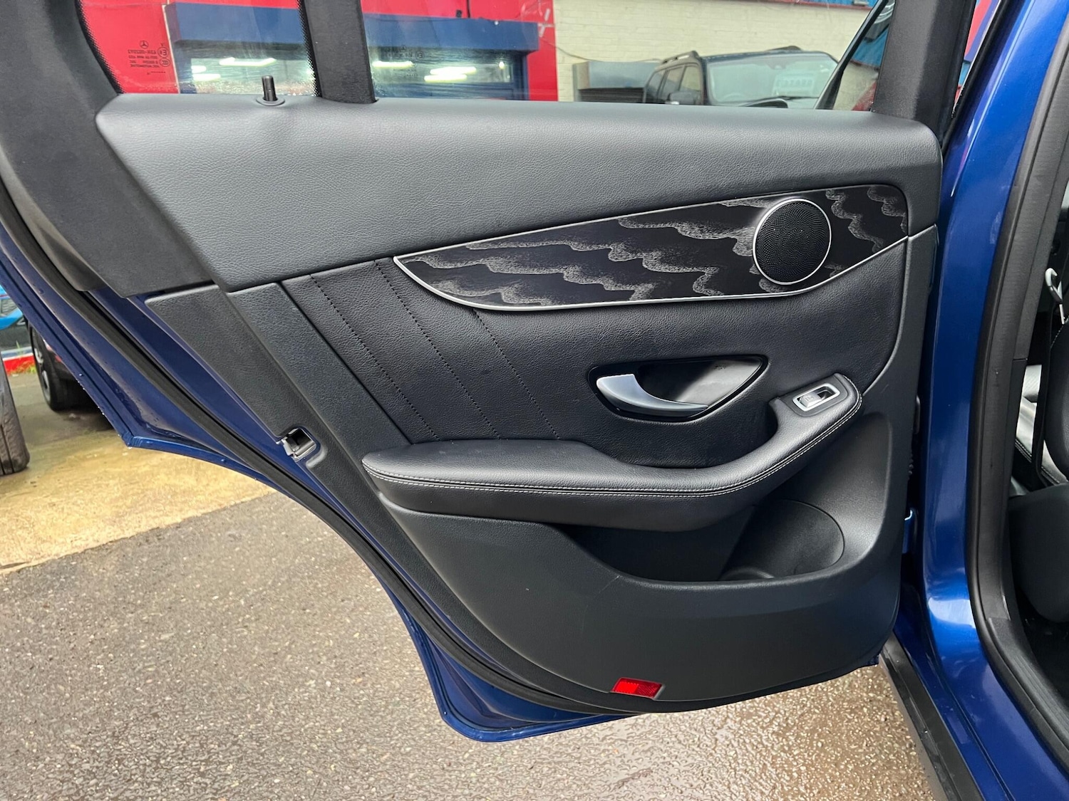 Used Mercedes-Benz GLC 2018 for sale - 77970367: Photo 52