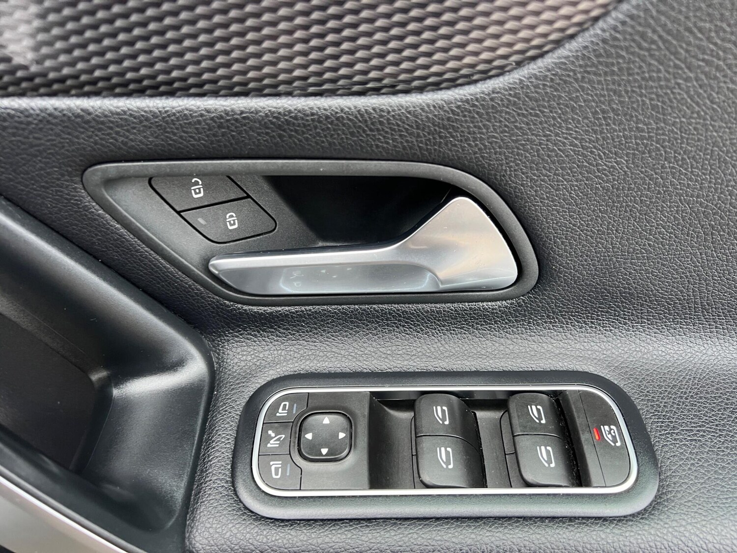 Used Mercedes-Benz A-Class for sale - 77670300: Photo 41