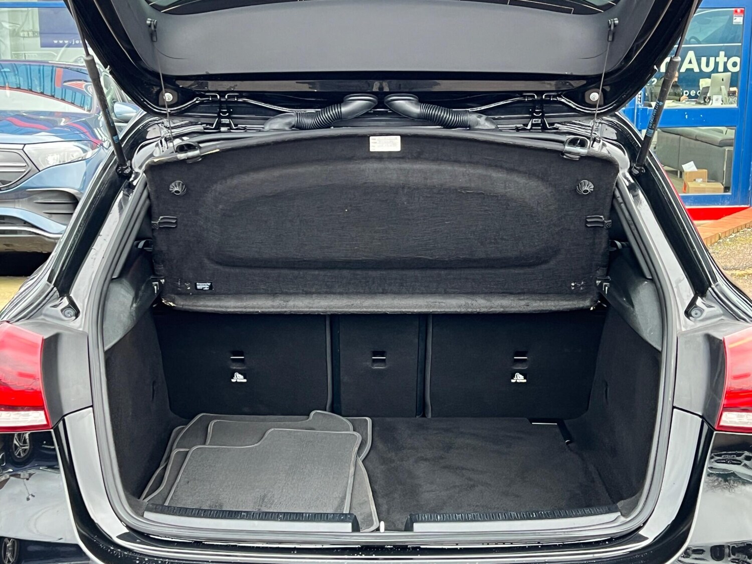 Used Mercedes-Benz A-Class for sale - 77670300: Photo 57