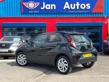 Used Toyota Aygo X 2023 for sale - 79094050: Photo