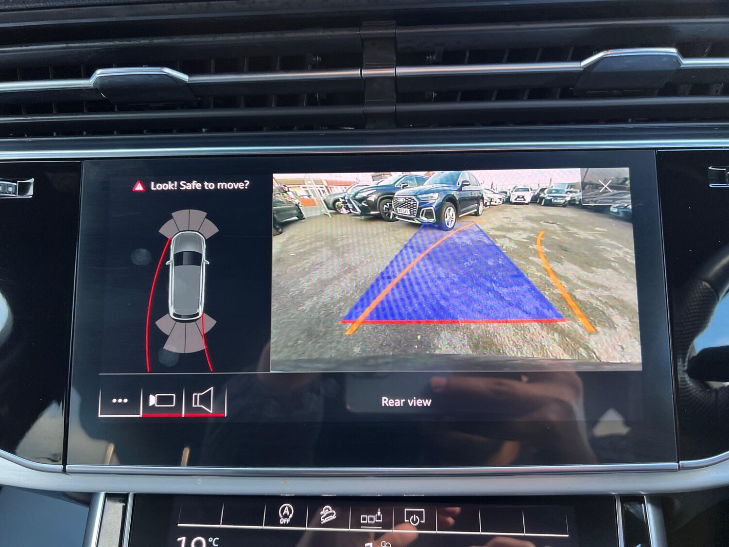 Used Audi Q7 for sale - 77670534: Photo 28