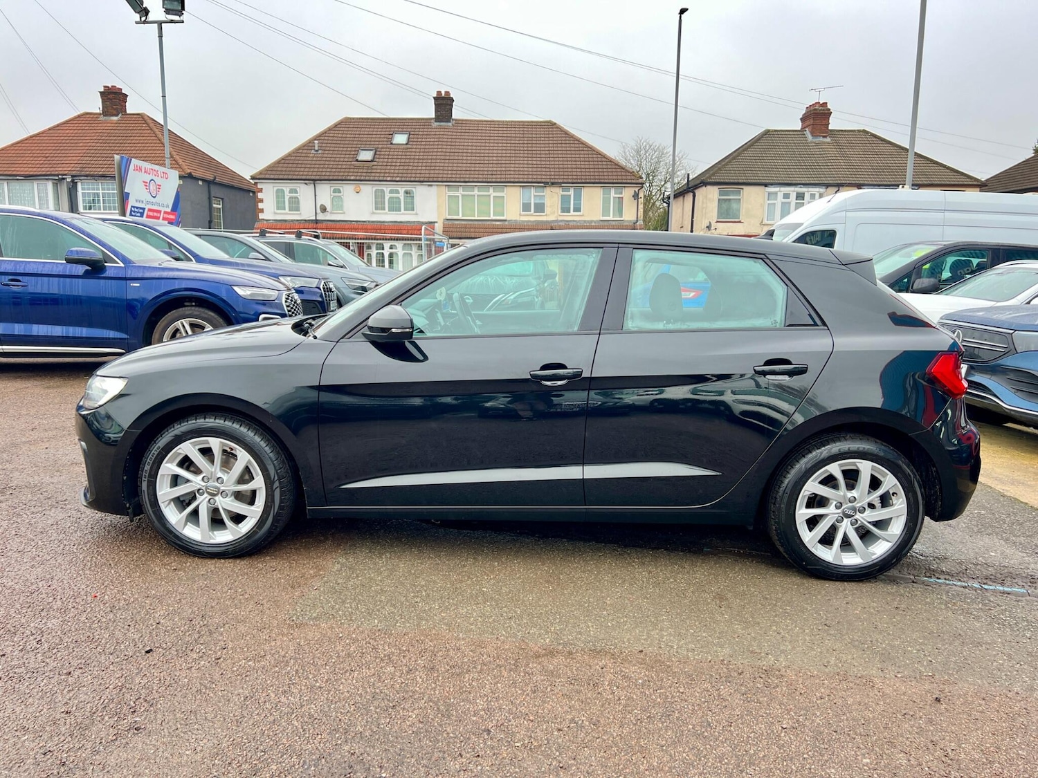 Used Audi A1 for sale - 77671653: Photo 10