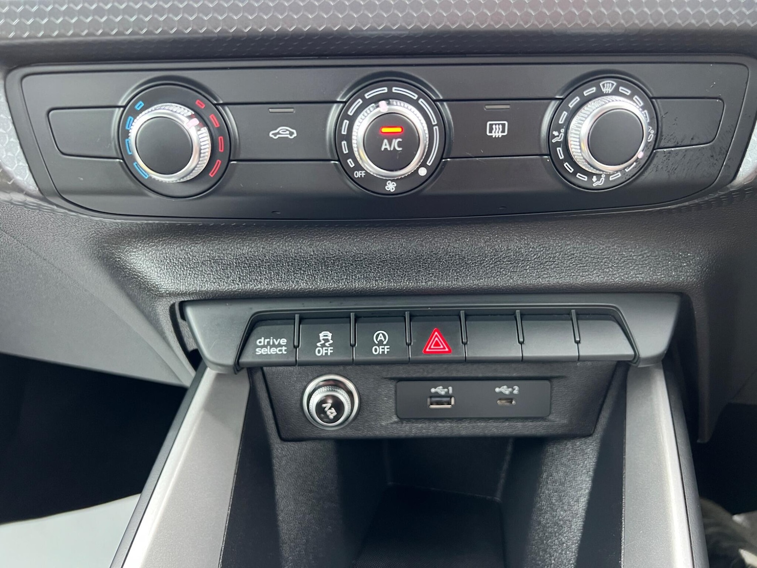 Used Audi A1 for sale - 77671653: Photo 43