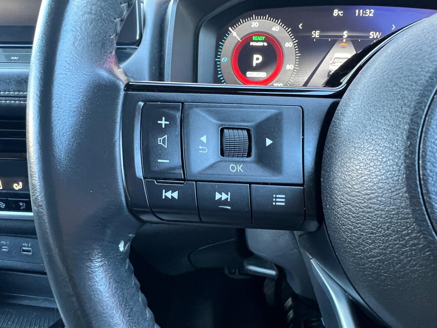 Used Nissan X-Trail 2023 for sale - 77970326: Photo 45