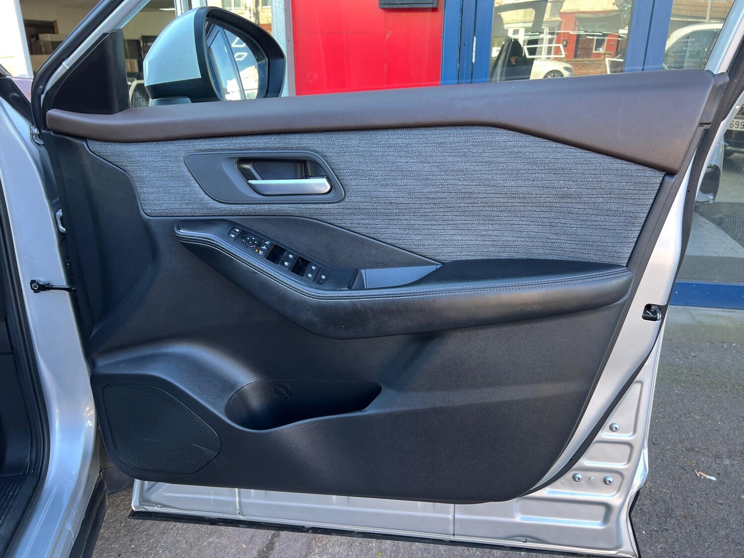 Used Nissan X-Trail 2023 for sale - 77970326: Photo 48