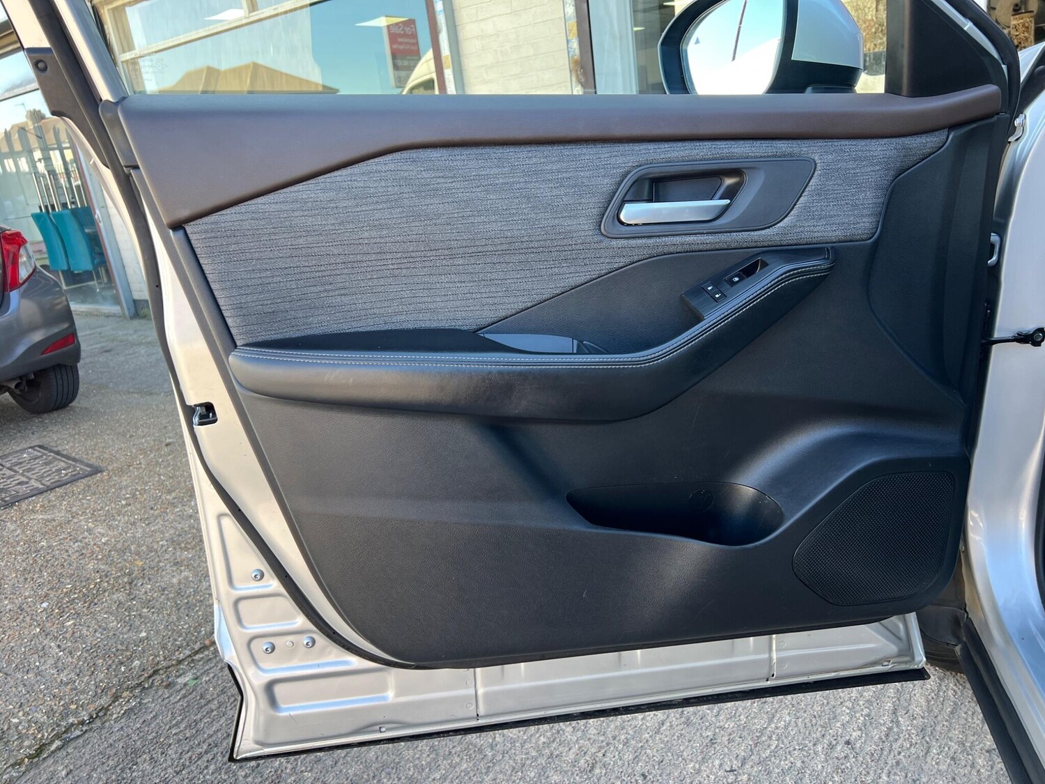 Used Nissan X-Trail 2023 for sale - 77970326: Photo 51