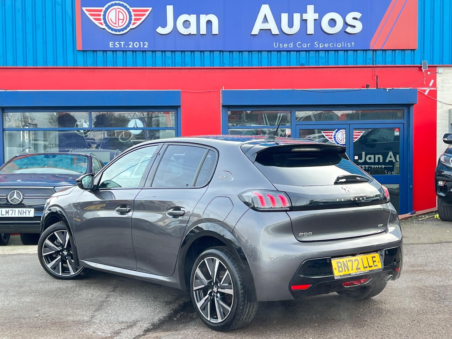 Used Peugeot 208 for sale - 77671767: Photo 2