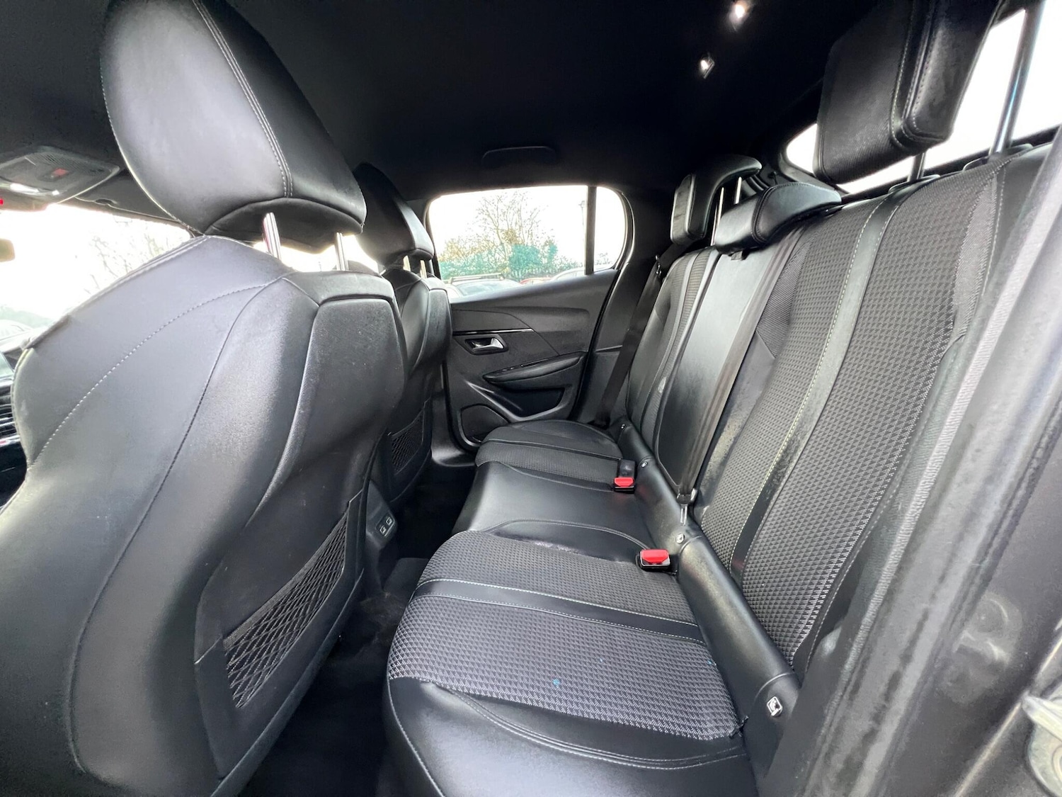 Used Peugeot 208 for sale - 77671767: Photo 26