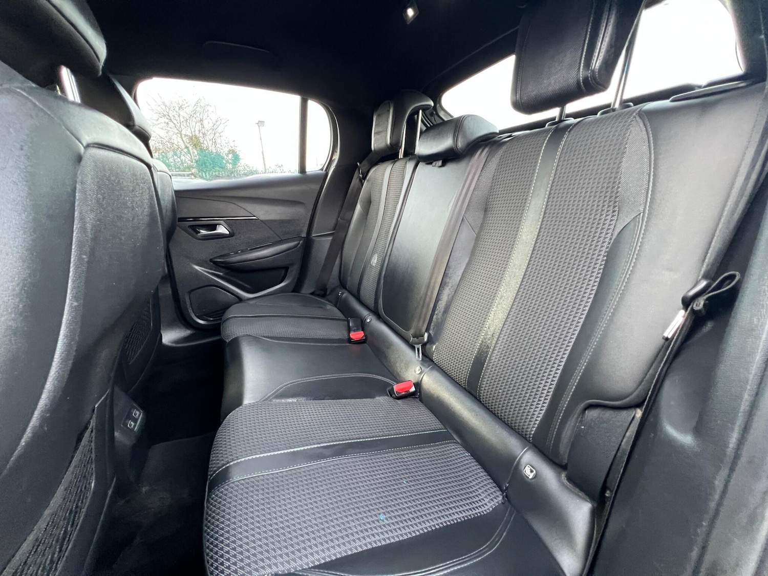 Used Peugeot 208 for sale - 77671767: Photo 27