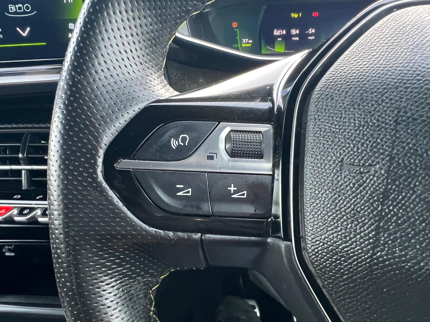 Used Peugeot 208 for sale - 77671767: Photo 29