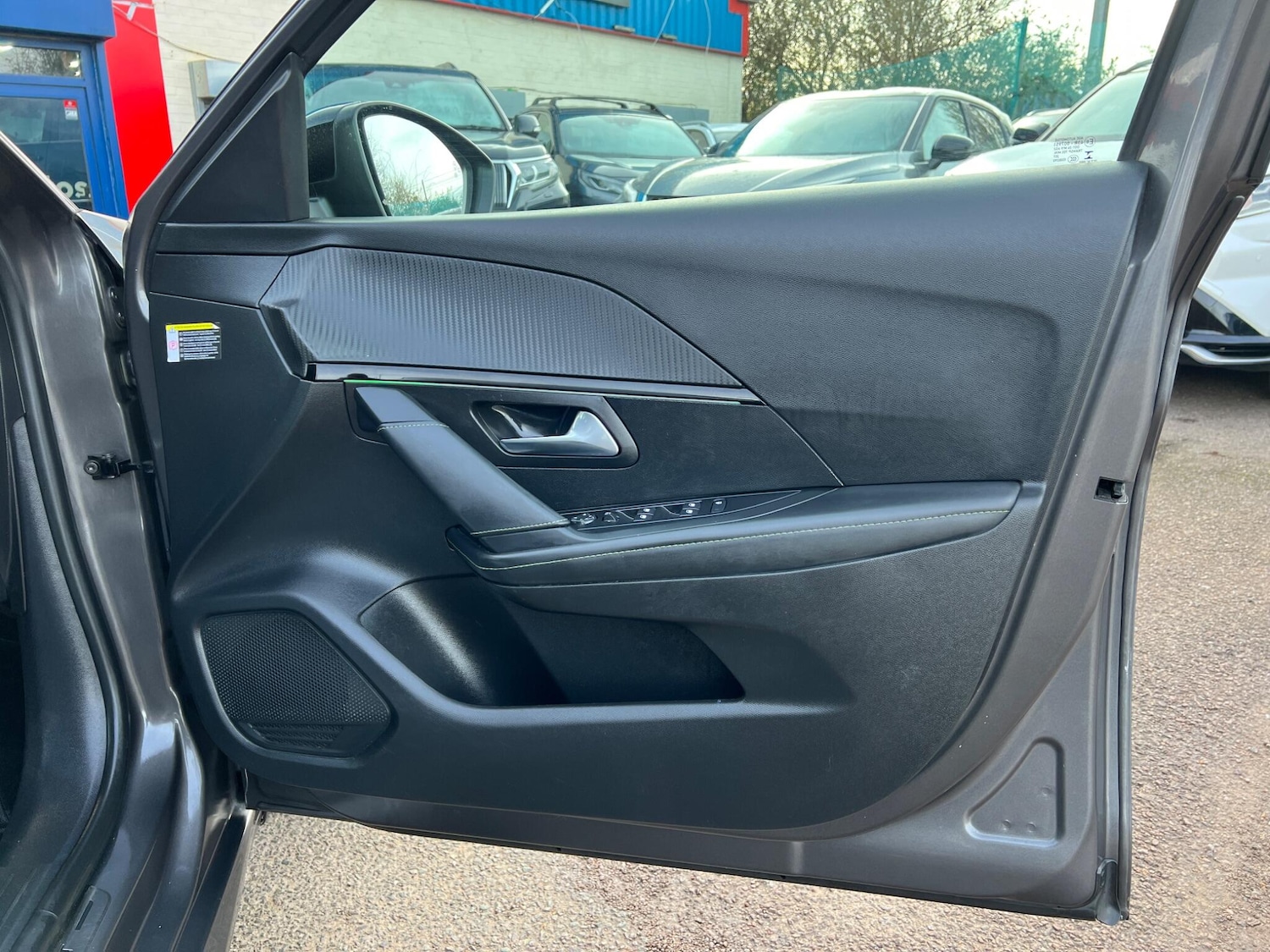 Used Peugeot 208 for sale - 77671767: Photo 32