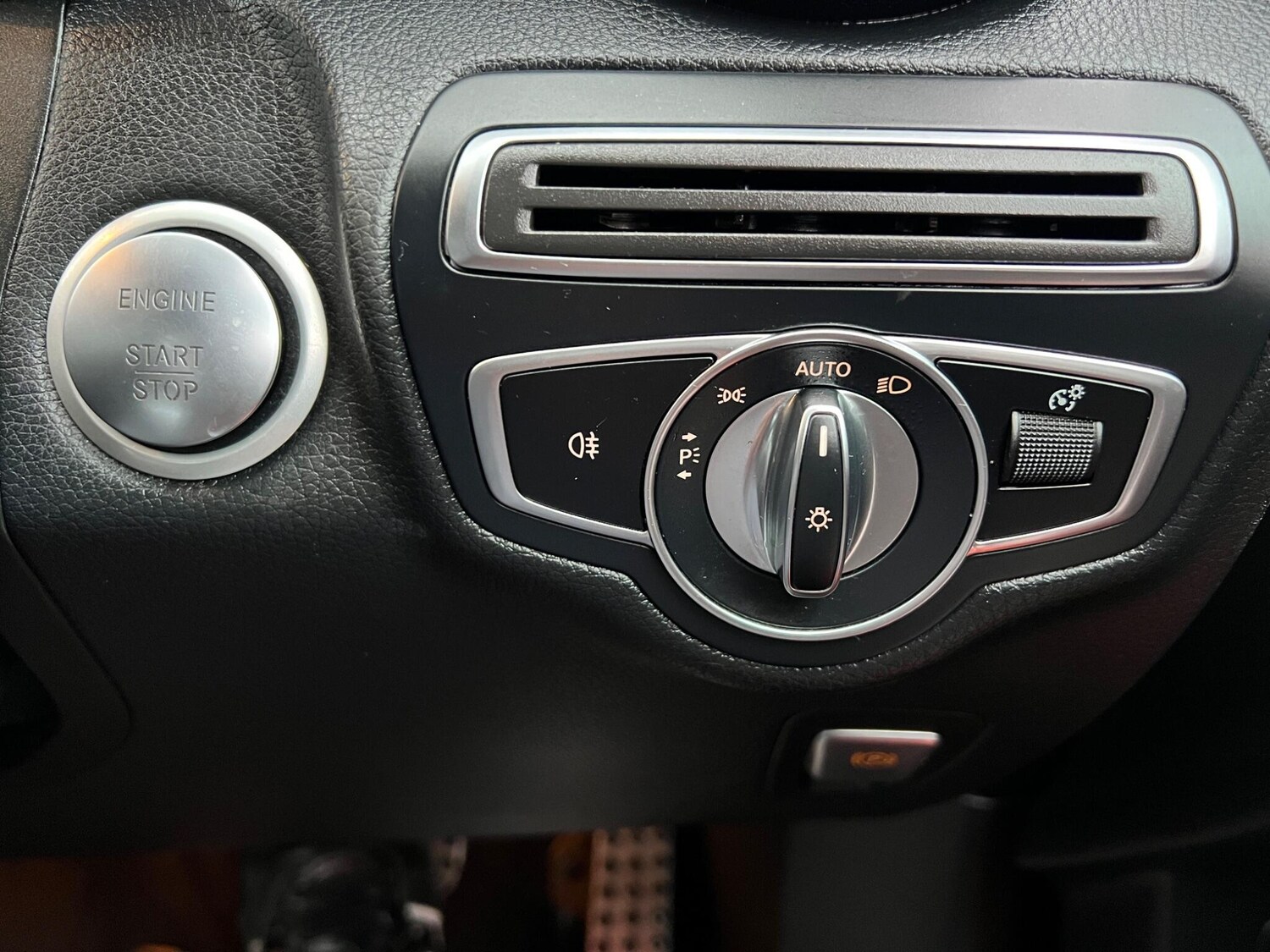 Used Mercedes-Benz GLC for sale - 77671293: Photo 48