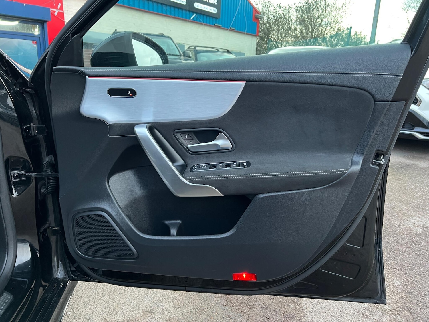 Used Mercedes-Benz A-Class for sale - 77671770: Photo 37