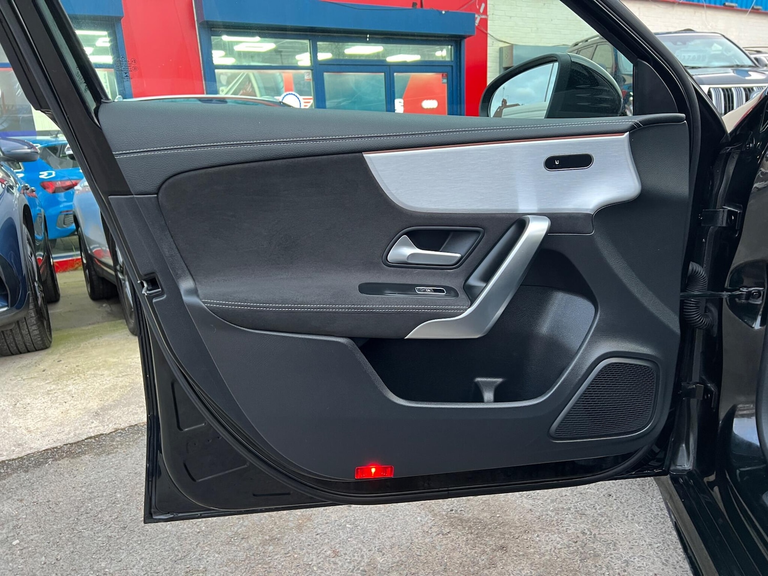 Used Mercedes-Benz A-Class for sale - 77671770: Photo 40