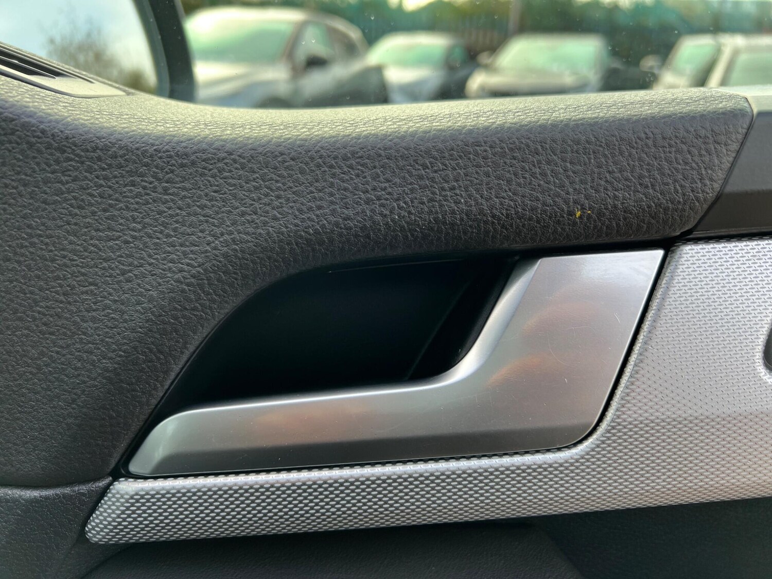 Used Volkswagen Caravelle for sale - 77671471: Photo 64