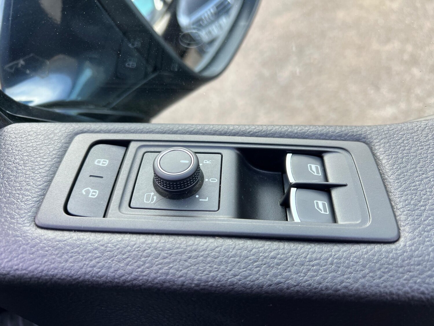 Used Volkswagen Caravelle for sale - 77671471: Photo 65