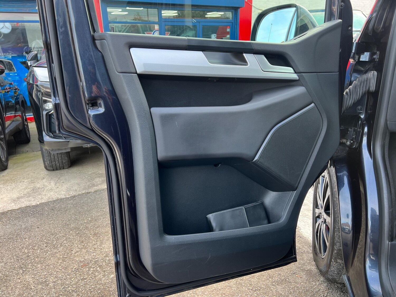 Used Volkswagen Caravelle for sale - 77671471: Photo 68