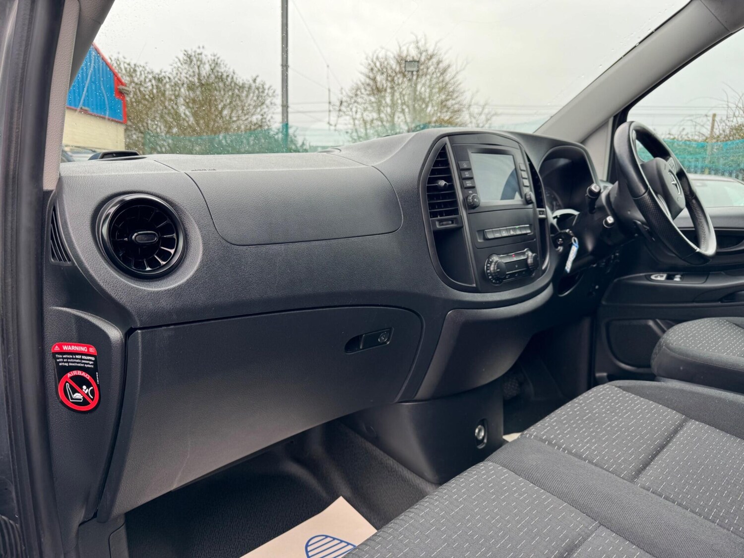 Used Mercedes-Benz Vito for sale - 77670352: Photo 3