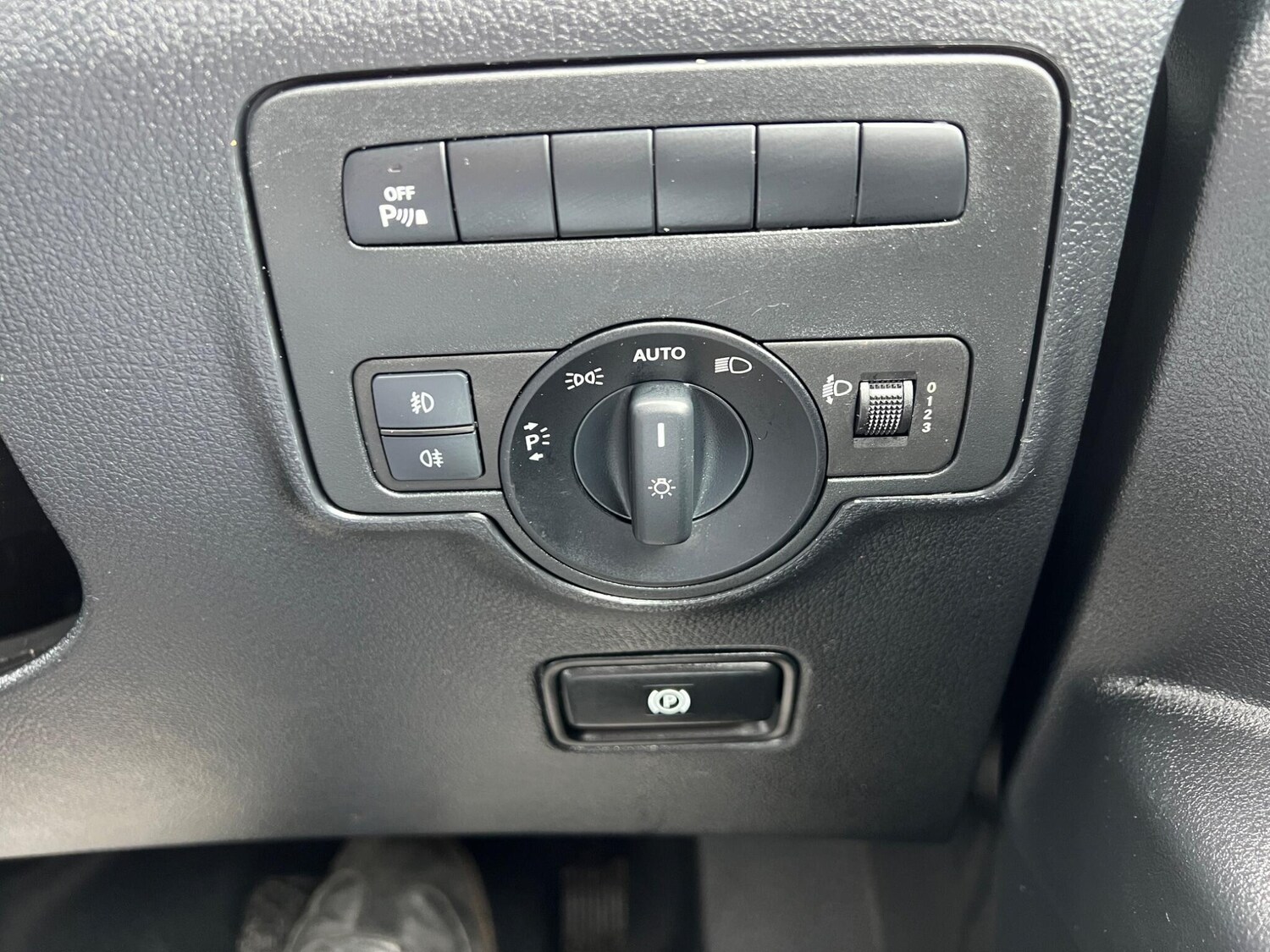 Used Mercedes-Benz Vito for sale - 77670352: Photo 45