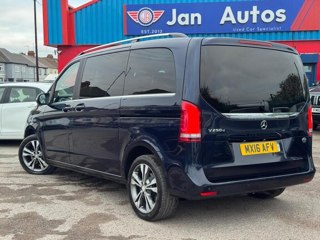 Used Mercedes-Benz V-Class for sale - 77671397: Photo 2