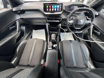 Used Peugeot 2008 2023 for sale - 79259886: Photo