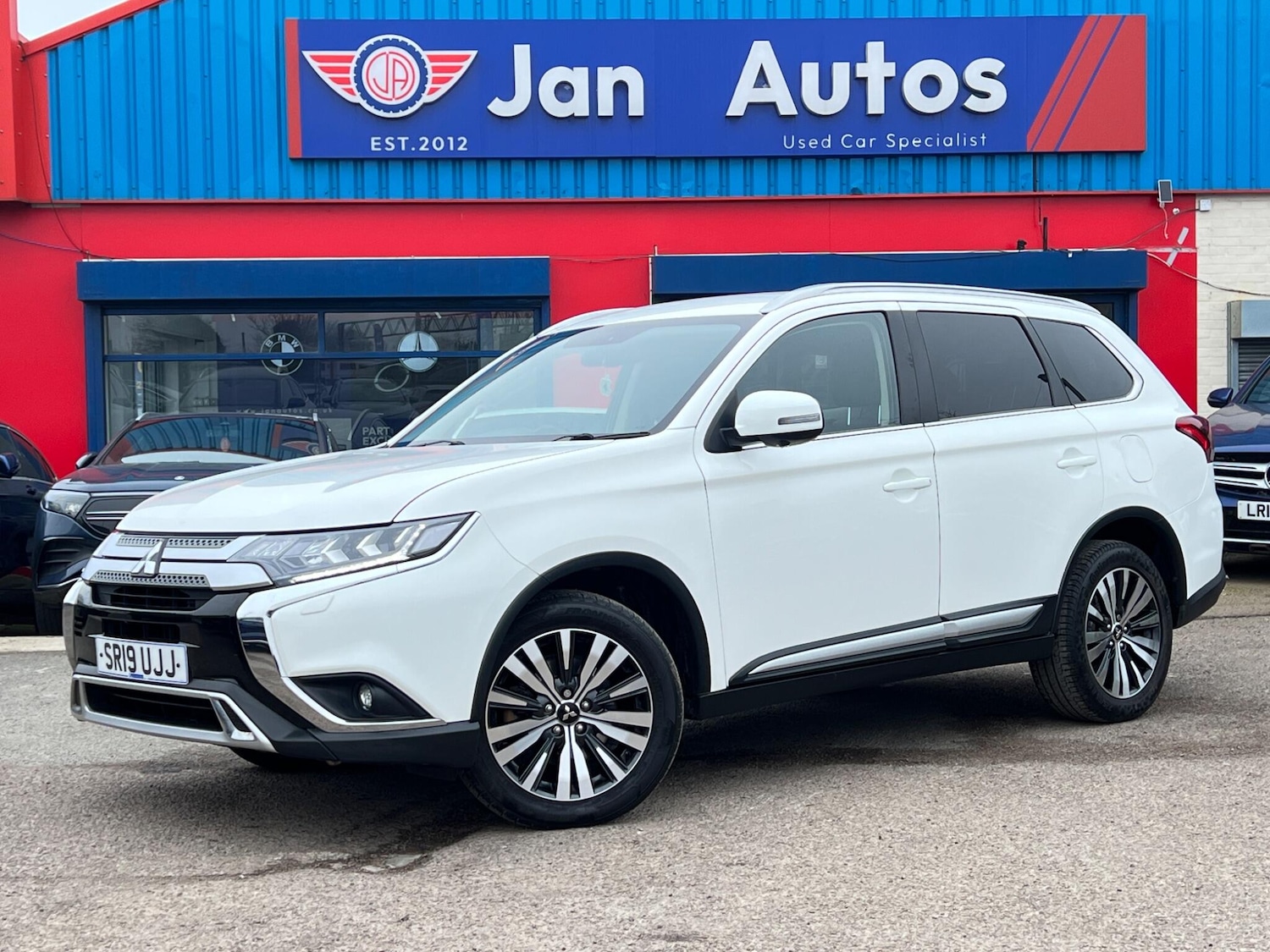 Used Mitsubishi Outlander 2019 for sale - 77824171: Photo 10