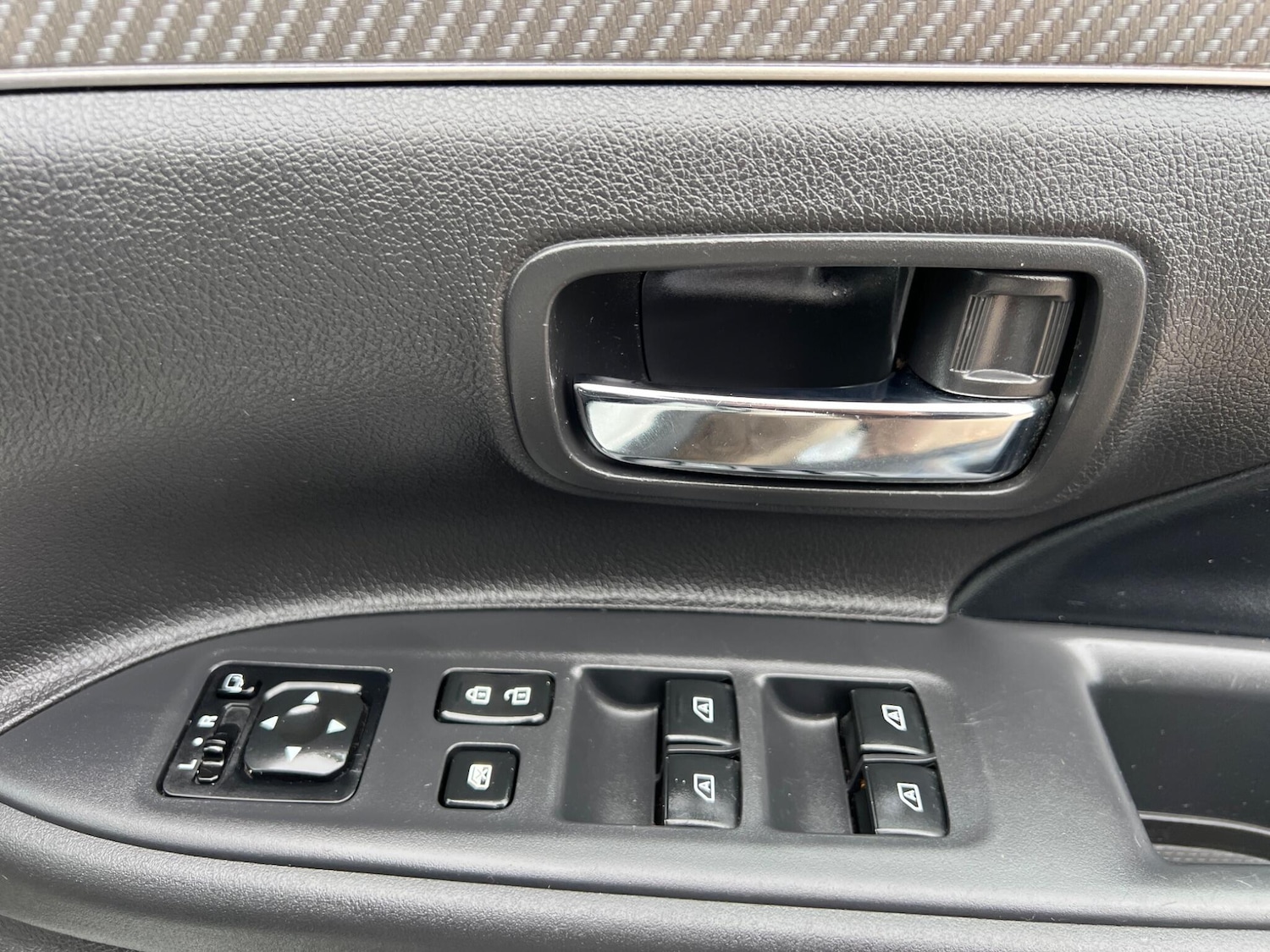 Used Mitsubishi Outlander 2019 for sale - 77824171: Photo 39