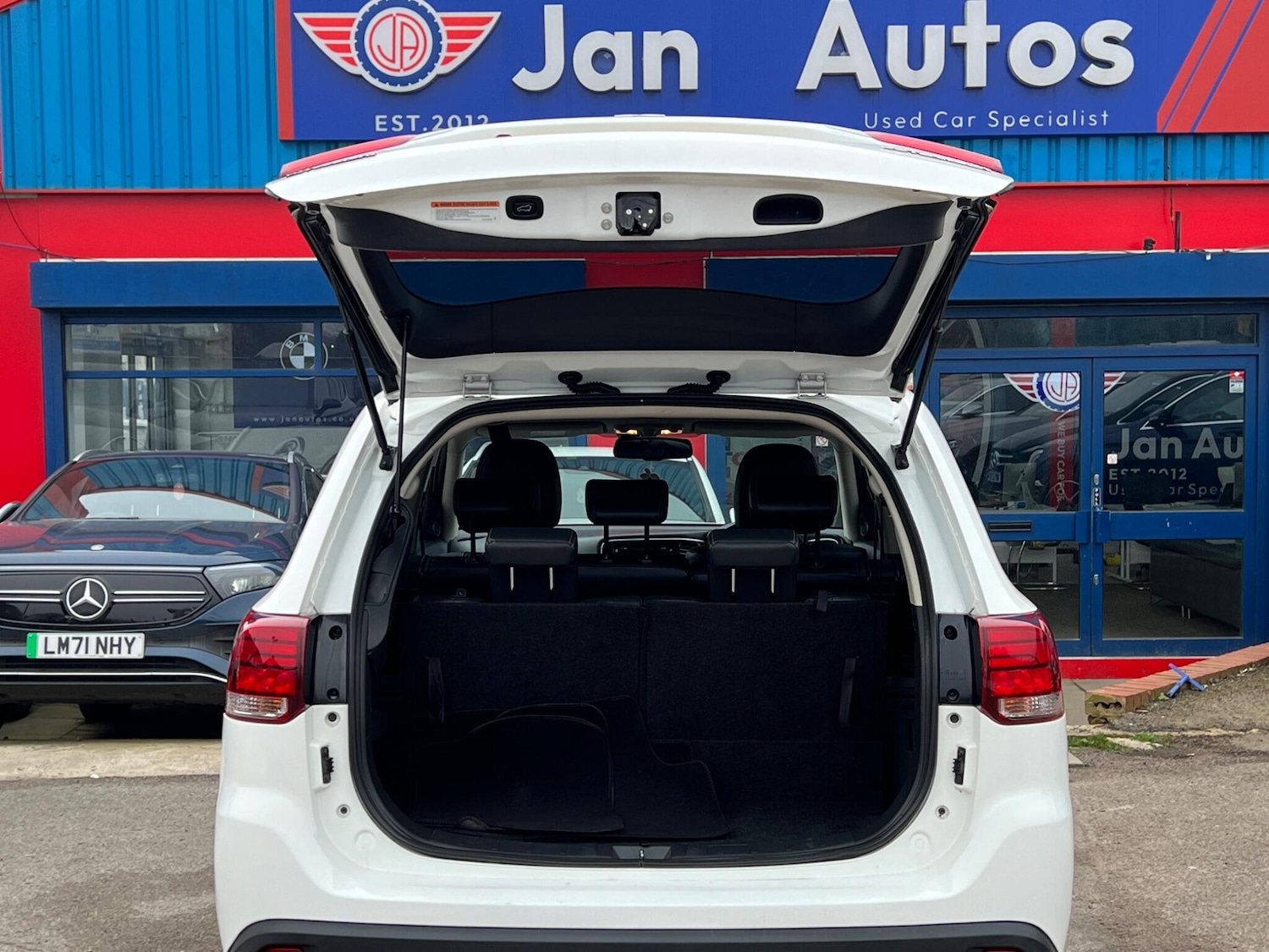 Used Mitsubishi Outlander 2019 for sale - 77824171: Photo 53