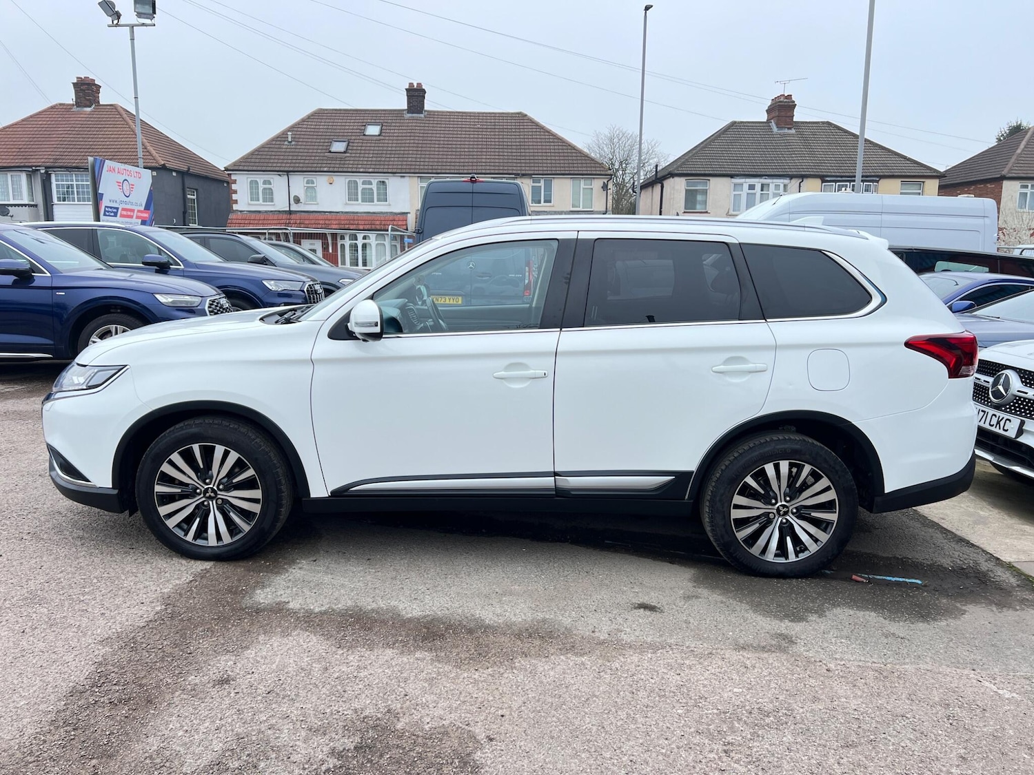 Used Mitsubishi Outlander 2019 for sale - 77824171: Photo 9